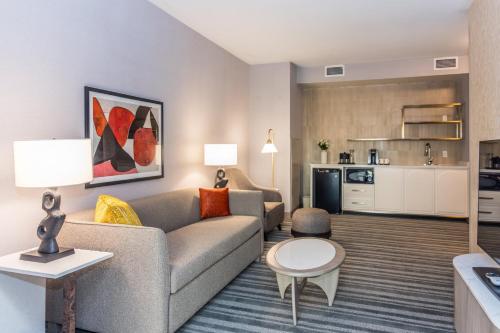 voco the clair cincinnati downtown by ihg