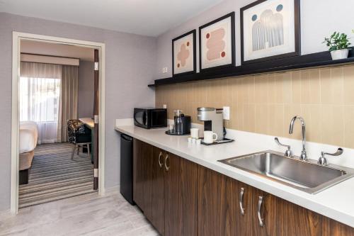 voco the clair cincinnati downtown by ihg