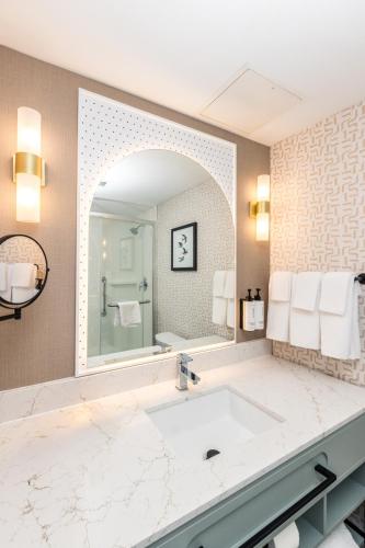 voco the clair cincinnati downtown by ihg