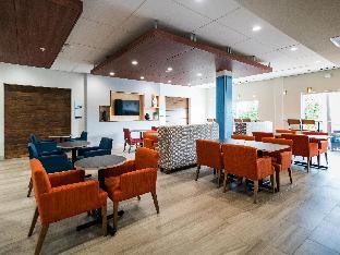 holiday inn express and suites southaven central