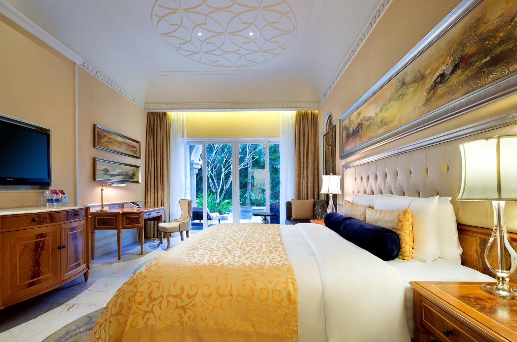 crowne plaza resort sanya bay by ihg