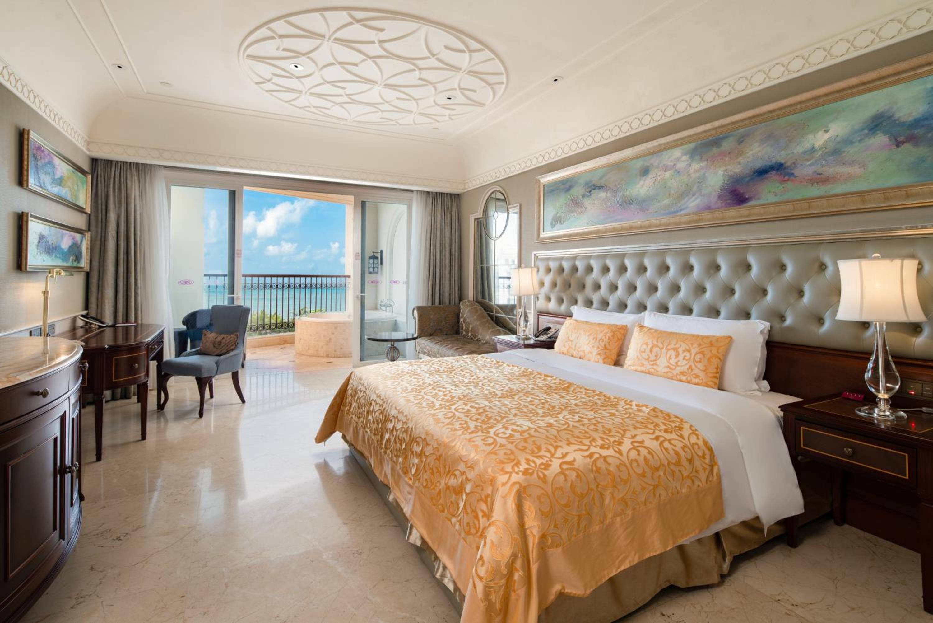 crowne plaza resort sanya bay by ihg
