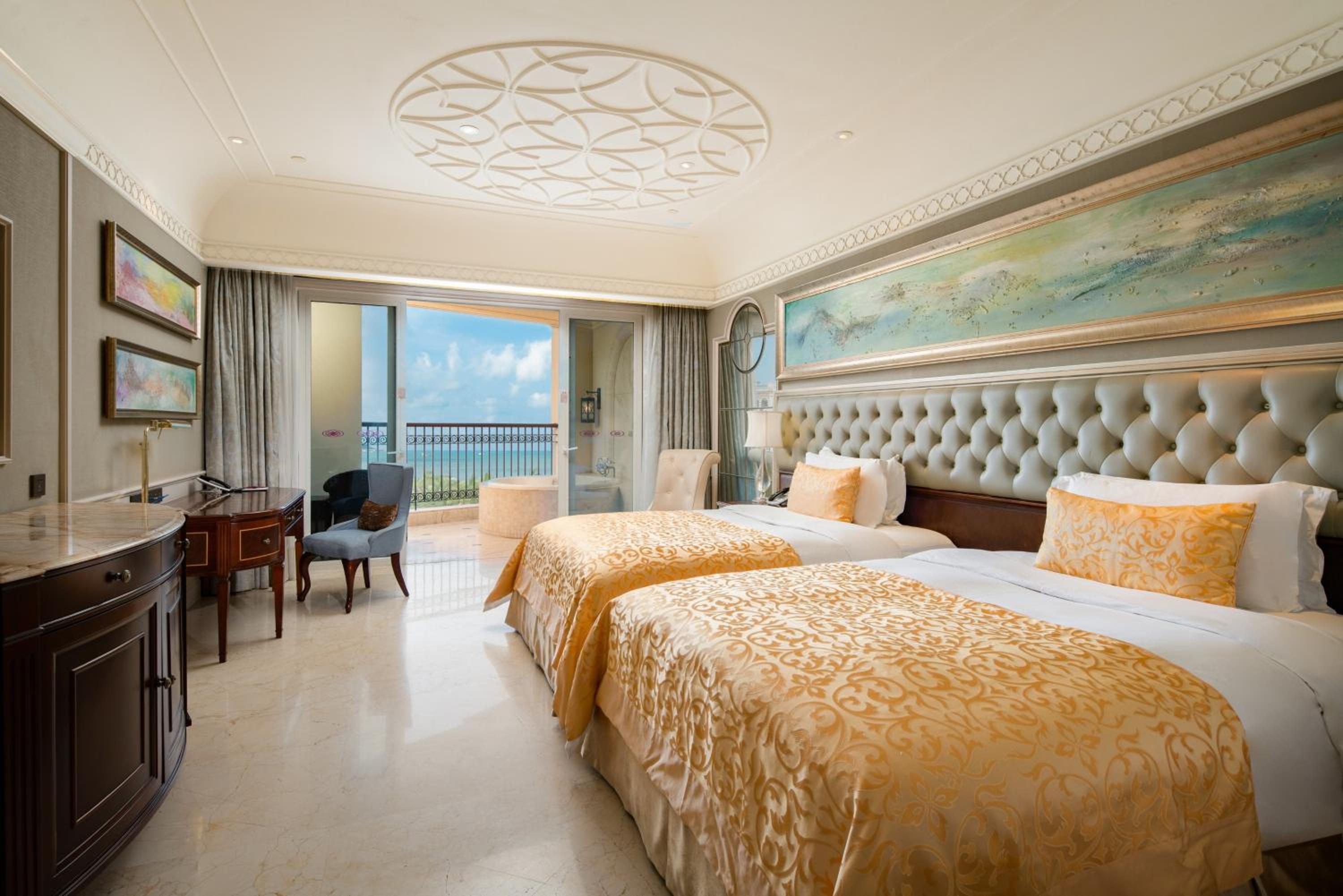 crowne plaza resort sanya bay by ihg