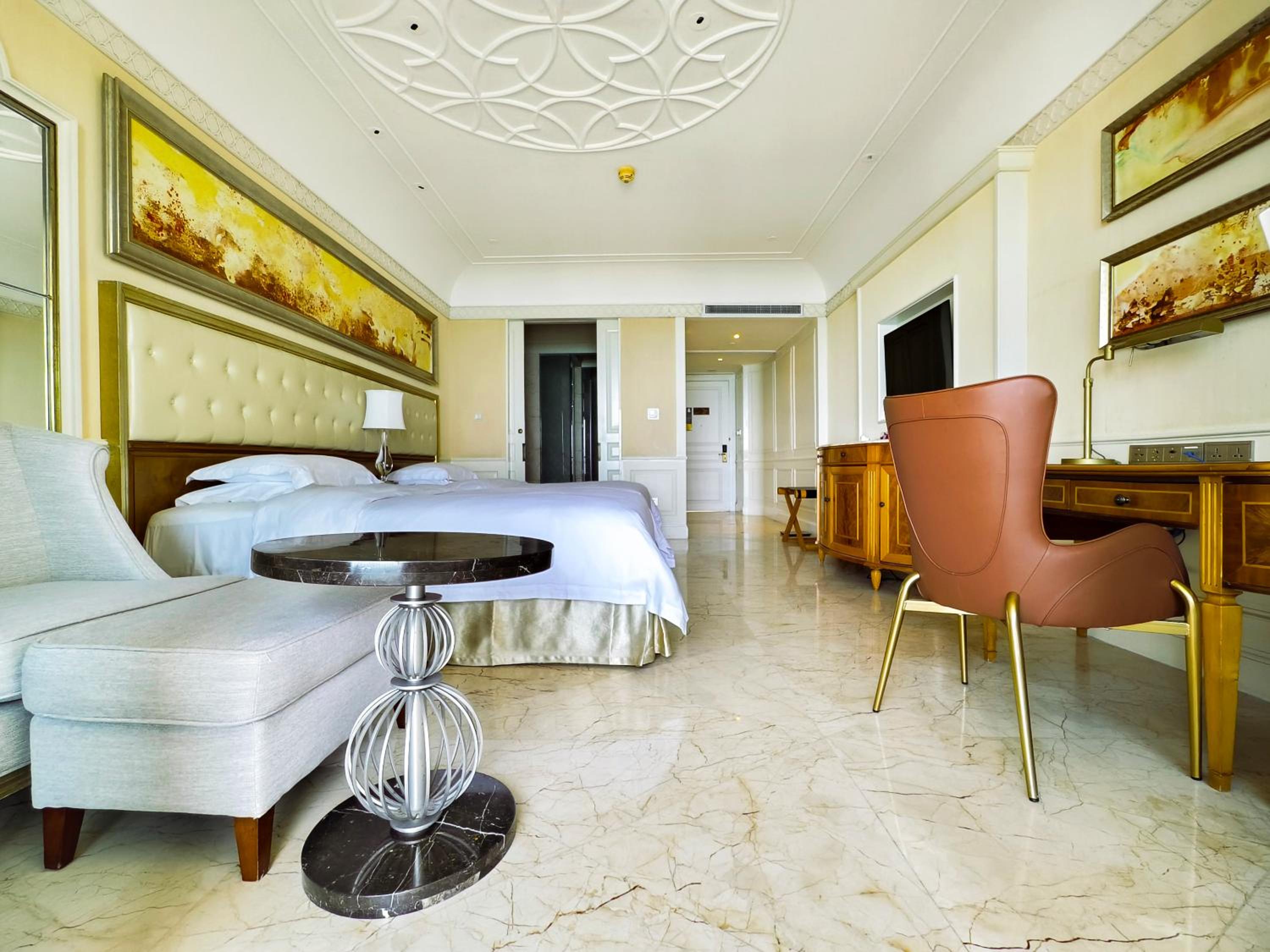 crowne plaza resort sanya bay by ihg