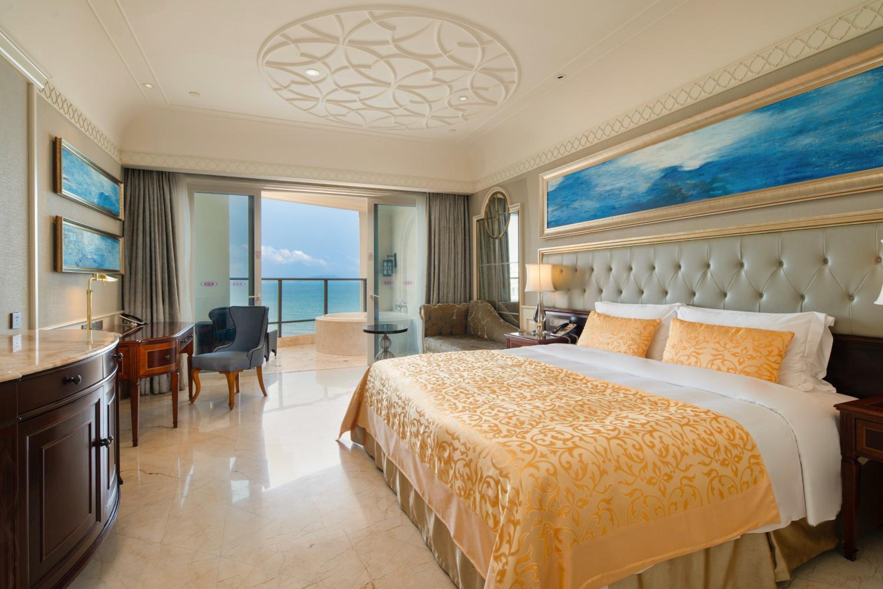 crowne plaza resort sanya bay by ihg
