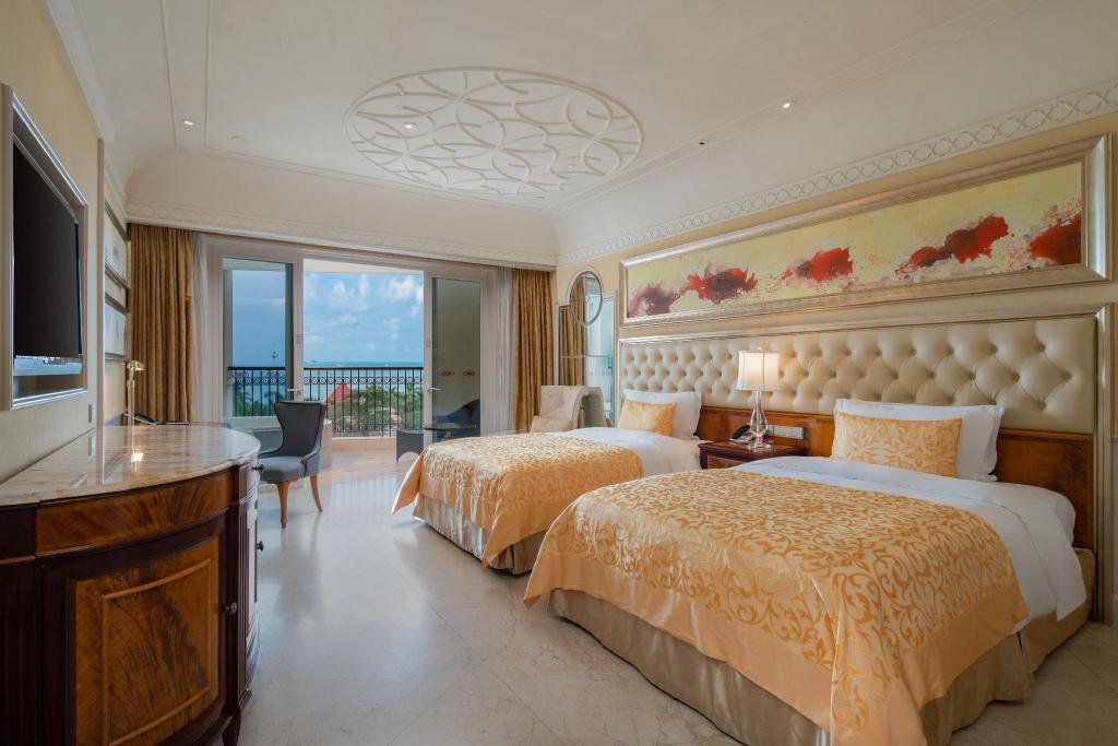 crowne plaza resort sanya bay by ihg