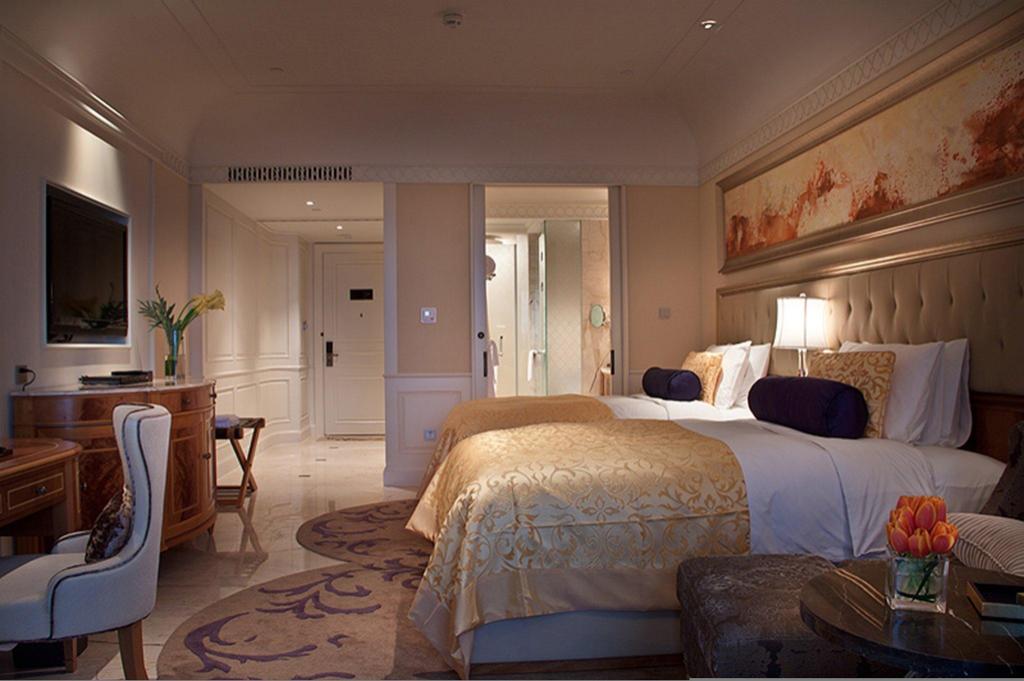 crowne plaza resort sanya bay by ihg