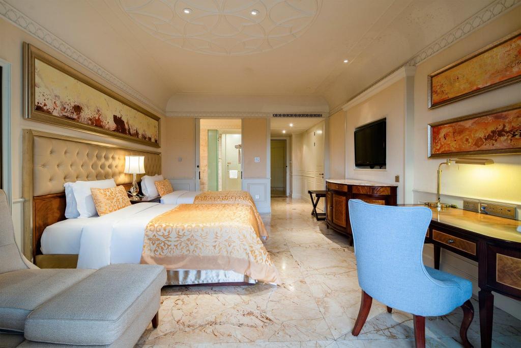 crowne plaza resort sanya bay by ihg