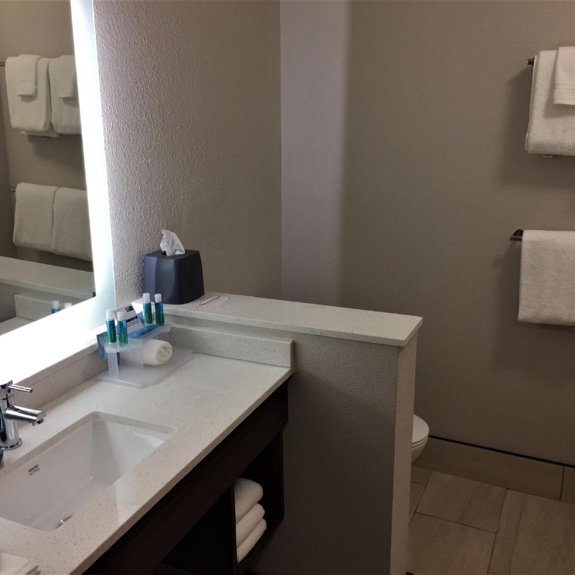 holiday inn express and suites danville by ihg