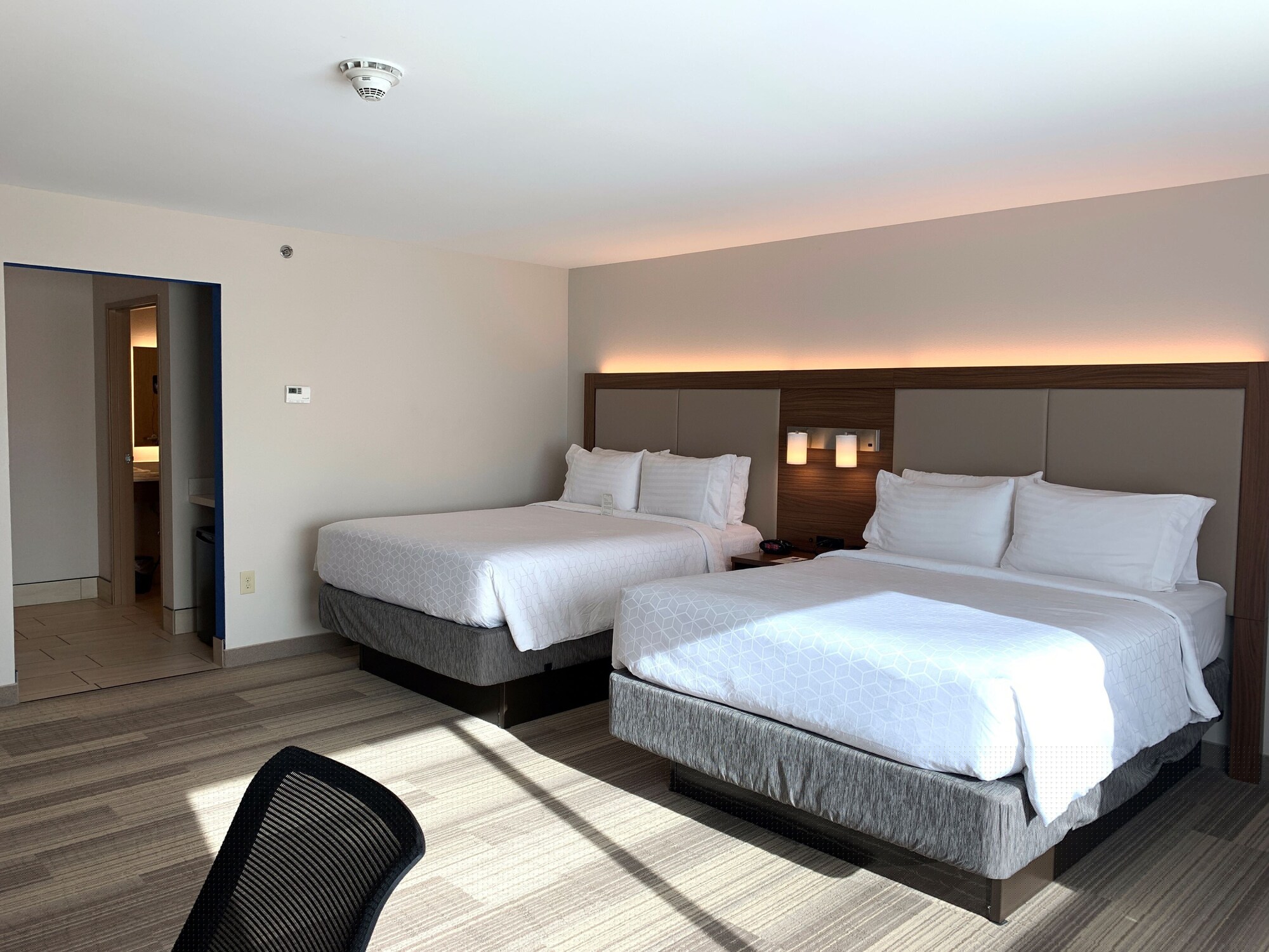 holiday inn express and suites danville by ihg