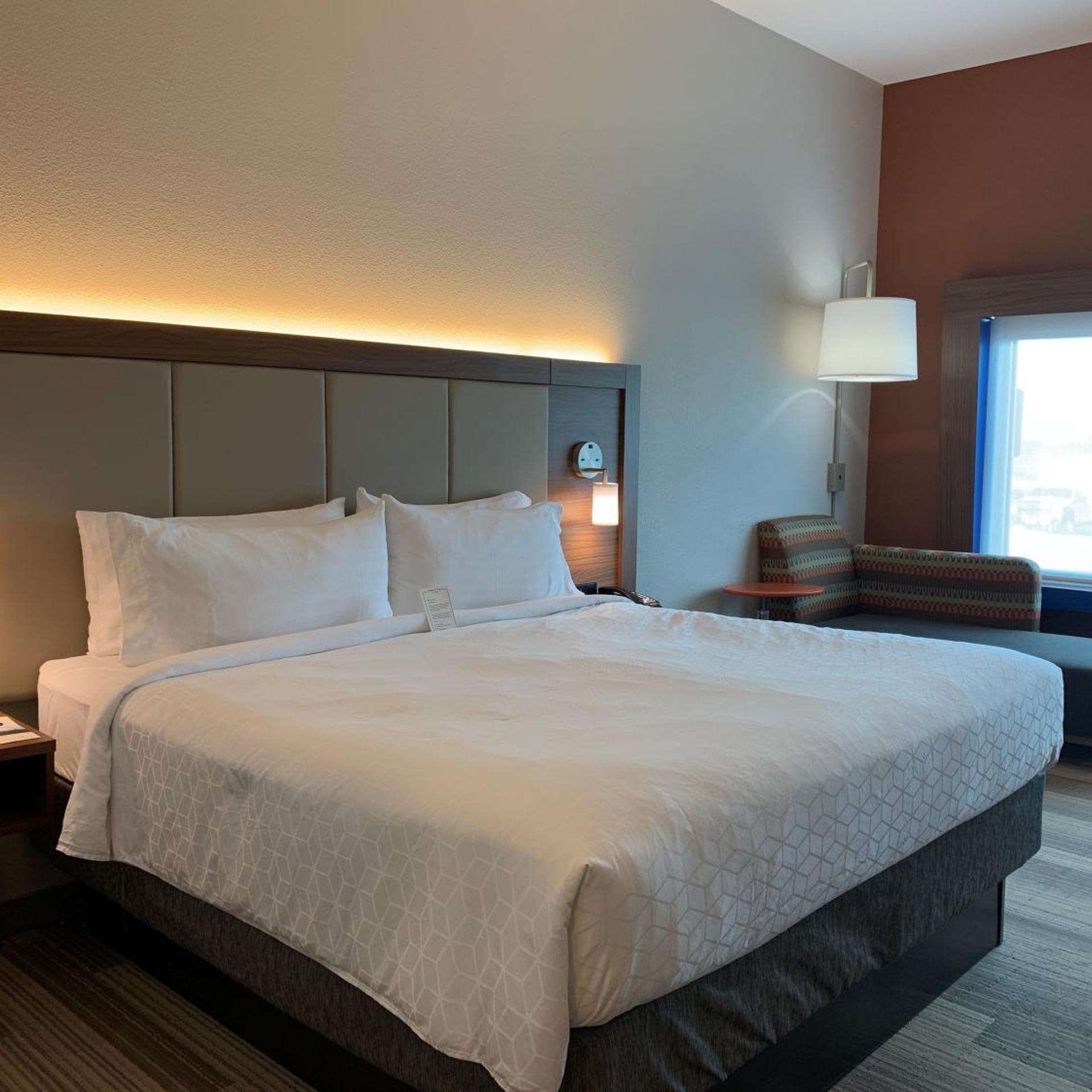 holiday inn express and suites danville by ihg