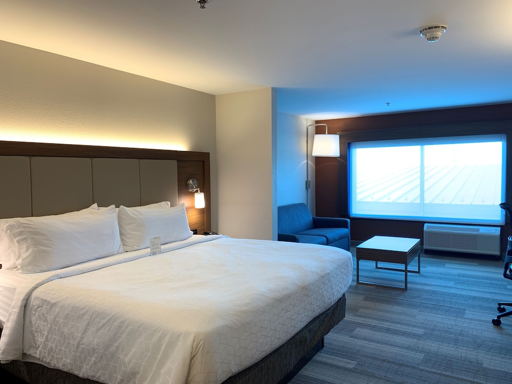 holiday inn express and suites danville by ihg