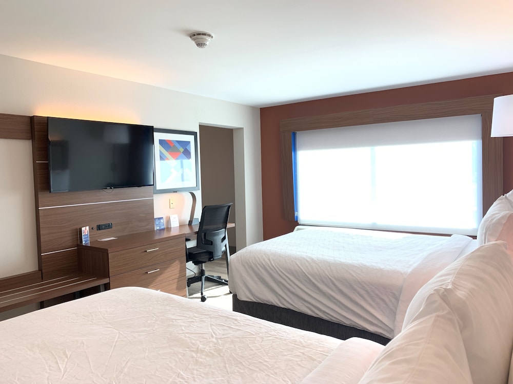 holiday inn express and suites danville by ihg