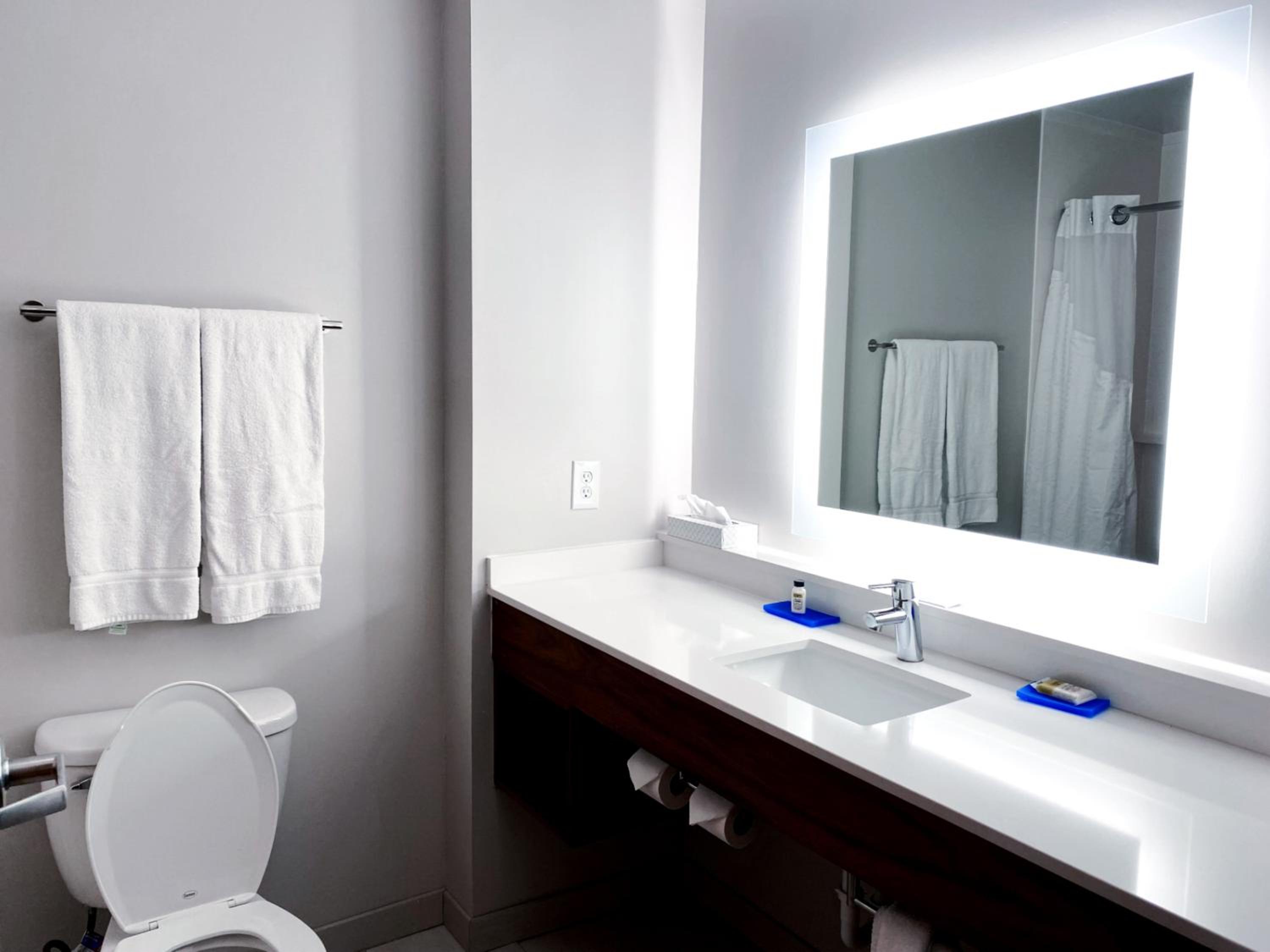 holiday inn express and suites la porte by ihg