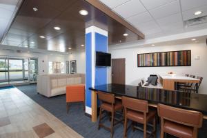 holiday inn express and suites la porte by ihg