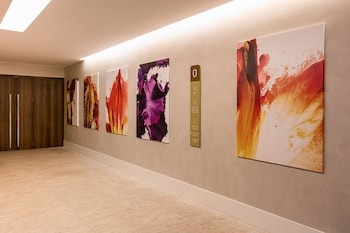 vogue square fashion hotel by lenny niemeyer