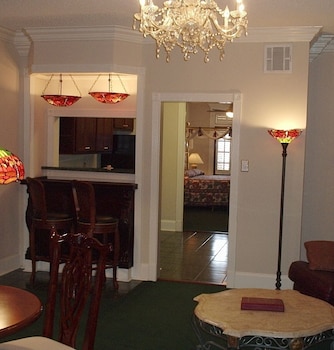 plaza suites downtown new orleans