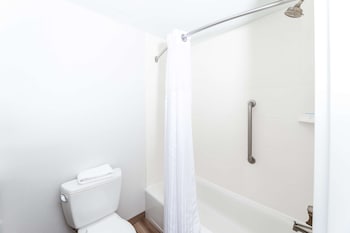 Hilton Garden Inn Asheville Downtown,Hendersonville>>Asheville,3 star