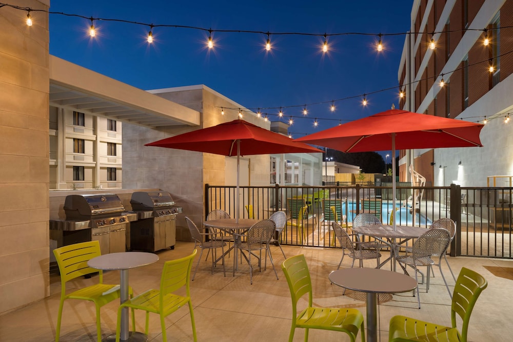 home2 suites by hilton charlotte airport
