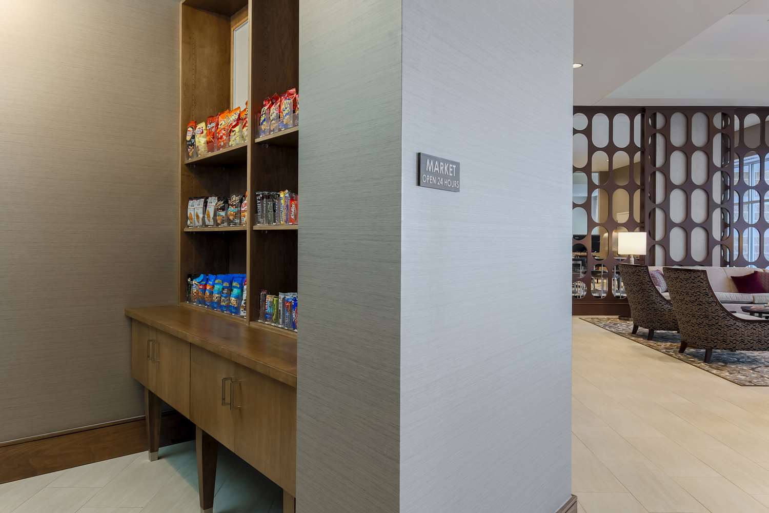 doubletree by hilton evansville