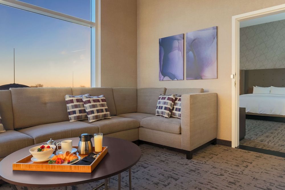doubletree by hilton evansville