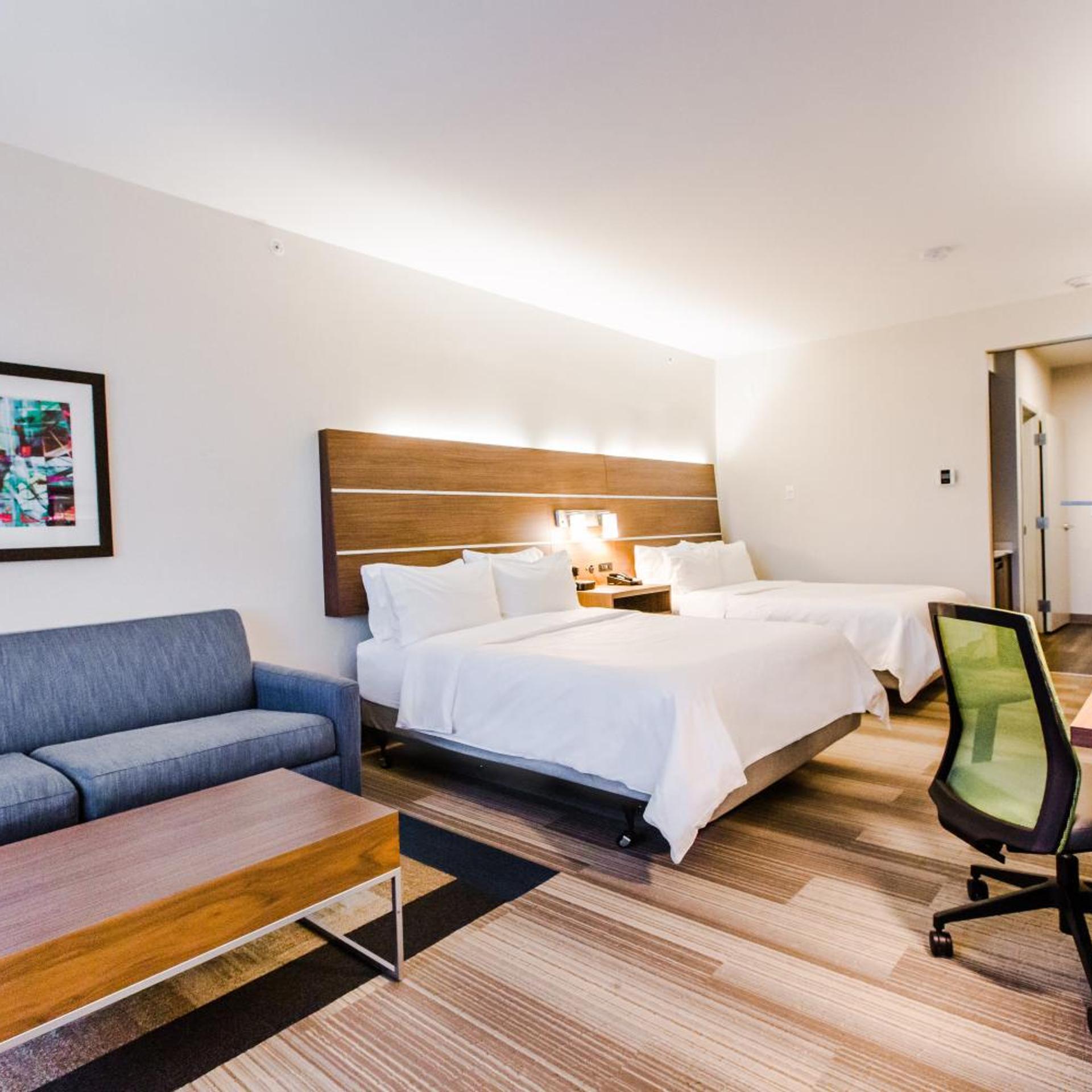holiday inn express and suites west edmonton mall area