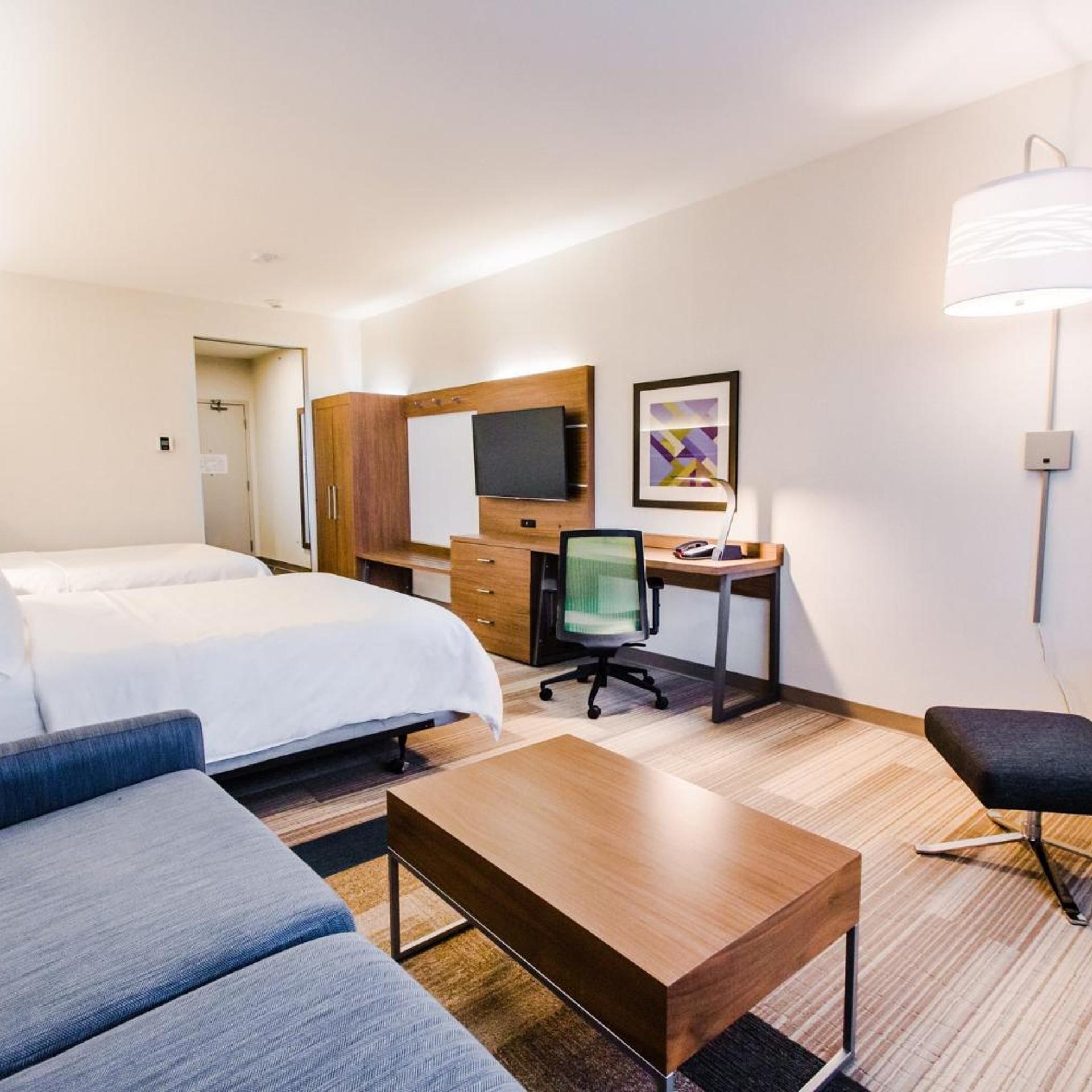 holiday inn express and suites west edmonton mall area
