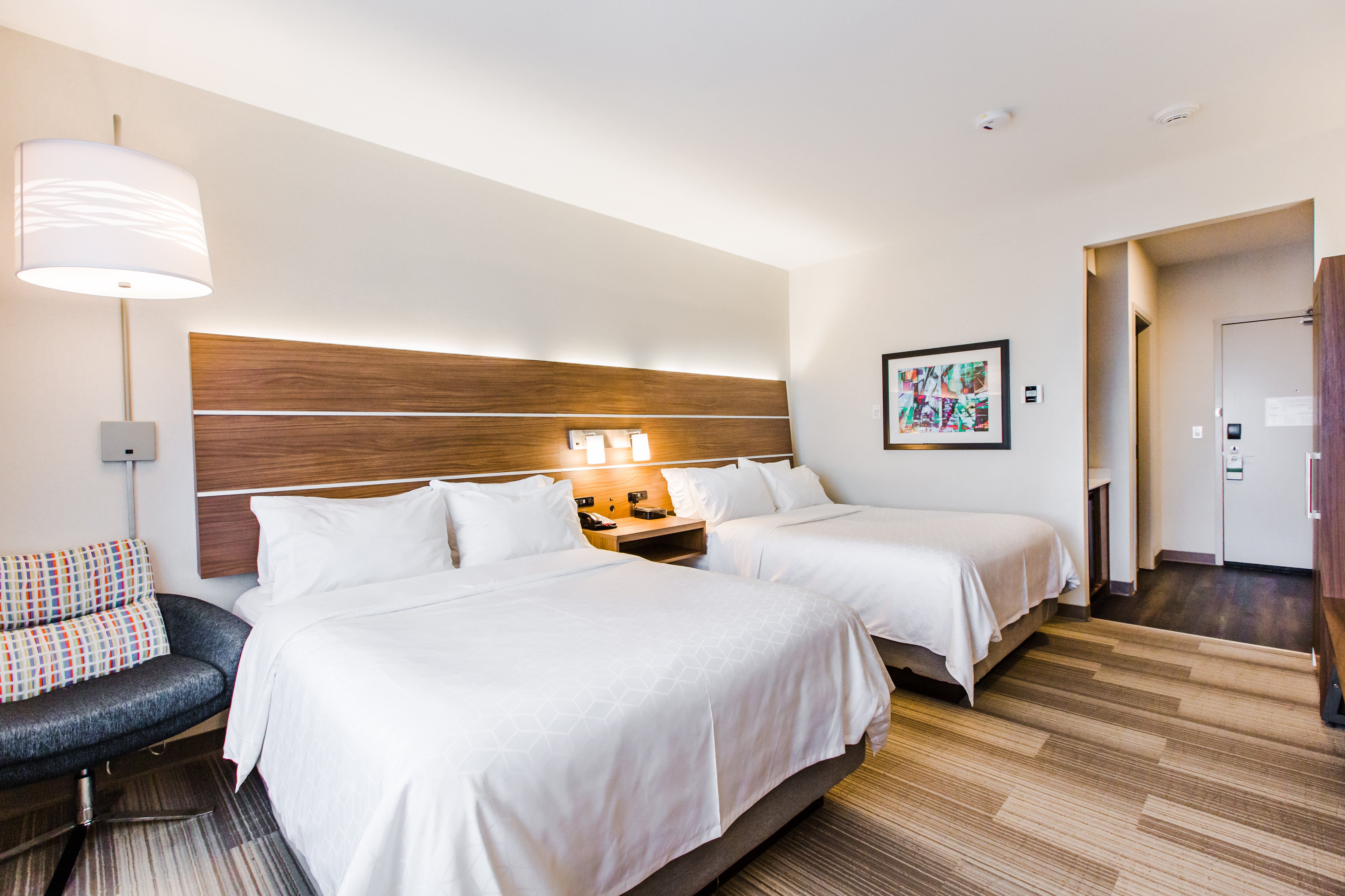 holiday inn express and suites west edmonton mall area