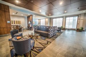 holiday inn express and suites west edmonton mall area
