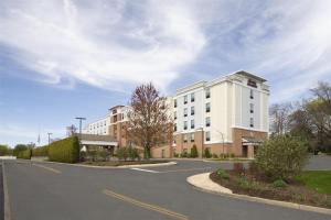 hampton inn and suites yonkers westchester