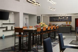 hampton inn and suites yonkers westchester