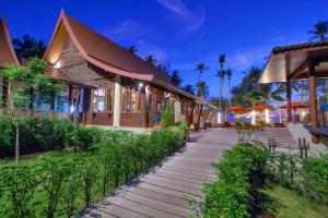 Koh Kood Paradise Beach,Ko Kut>>Ko Kood,4 star