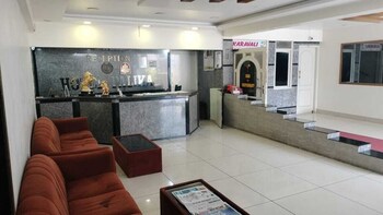 Hotel Palika,R C Road,2 star