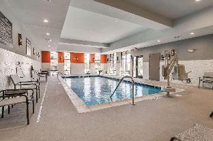 hampton inn and suites north dallas central expy