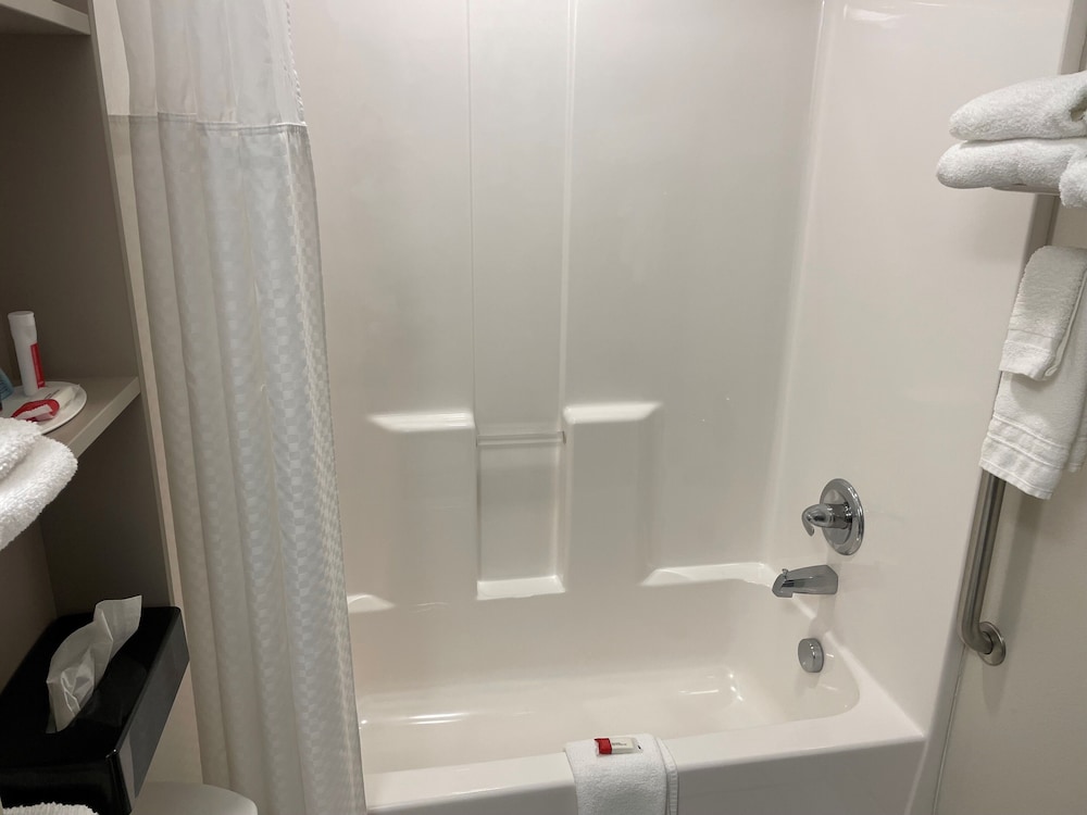 spark by hilton rochester south