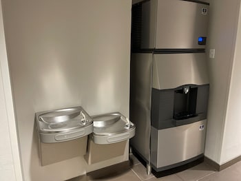 spark by hilton rochester south