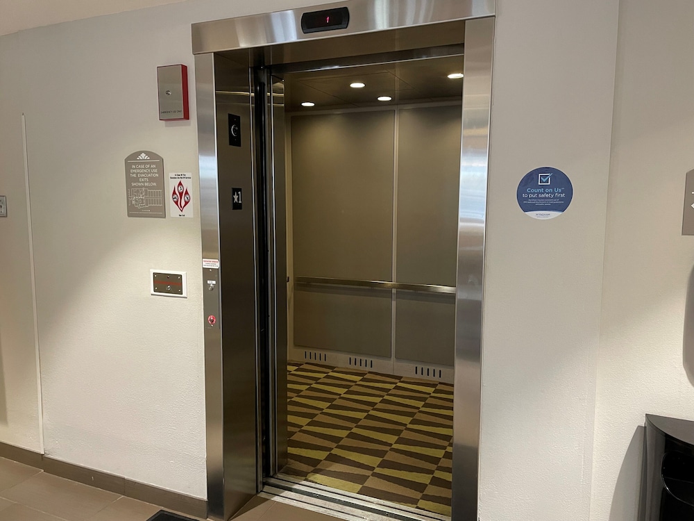 spark by hilton rochester south