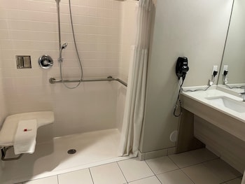 spark by hilton rochester south