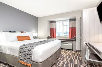 spark by hilton rochester south