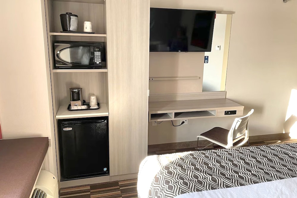 spark by hilton rochester south