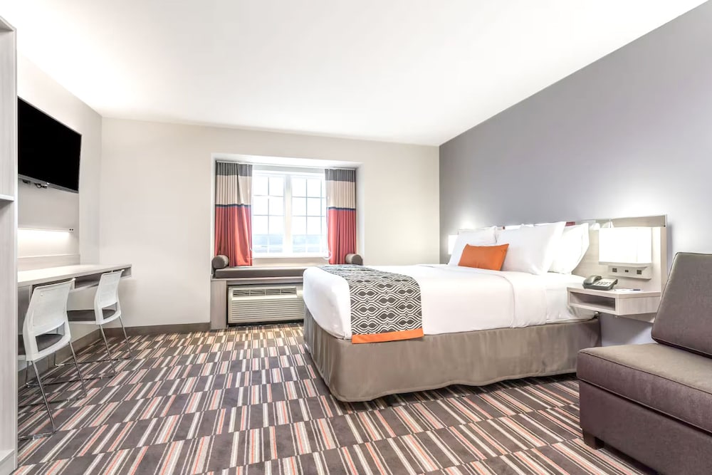 spark by hilton rochester south