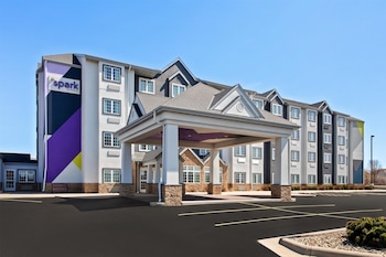 spark by hilton rochester south