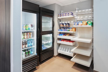 spark by hilton rochester south