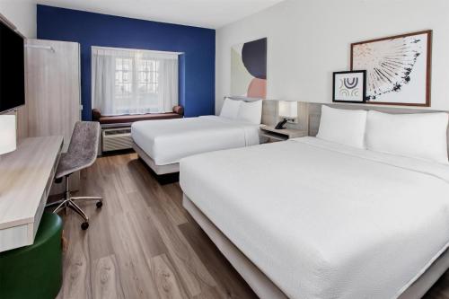 spark by hilton rochester south
