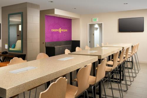home2 suites by hilton denver international airport