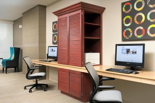 home2 suites by hilton denver international airport