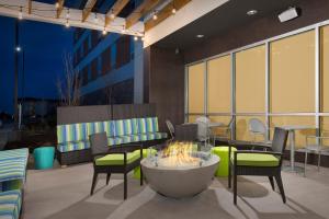 home2 suites by hilton denver international airport