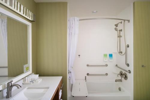 home2 suites by hilton denver international airport
