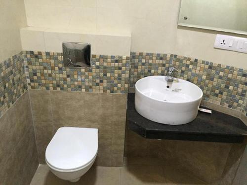 pamposh guest house