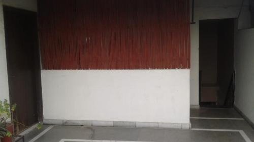 pamposh guest house